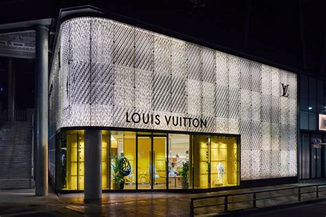 lv facade|louis vuitton skin architecture.